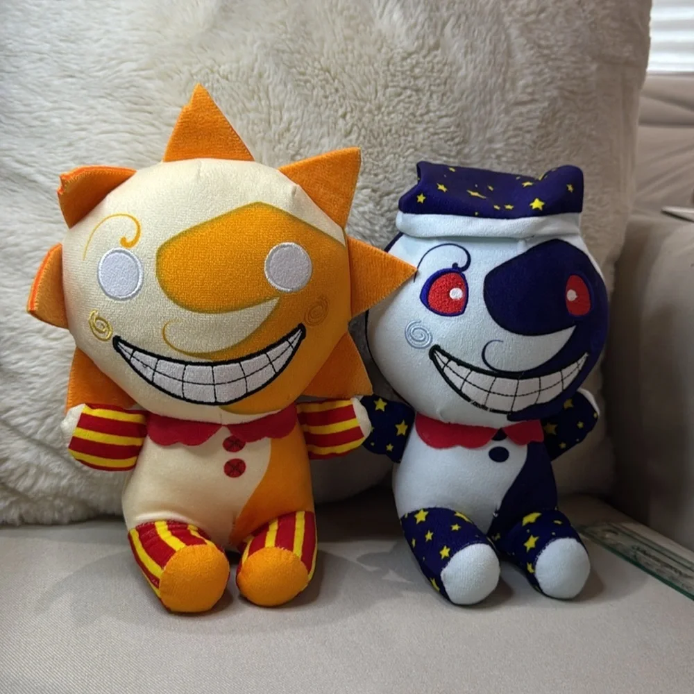 FNAF Sundrop and Moondrop Plush Security Breach